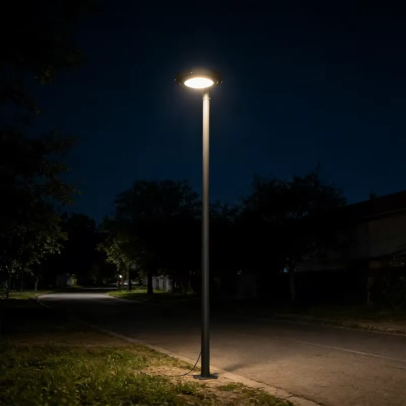 Outdoor Lighting Ip65 - مصباح حديقة LED مع عمود فولاذي