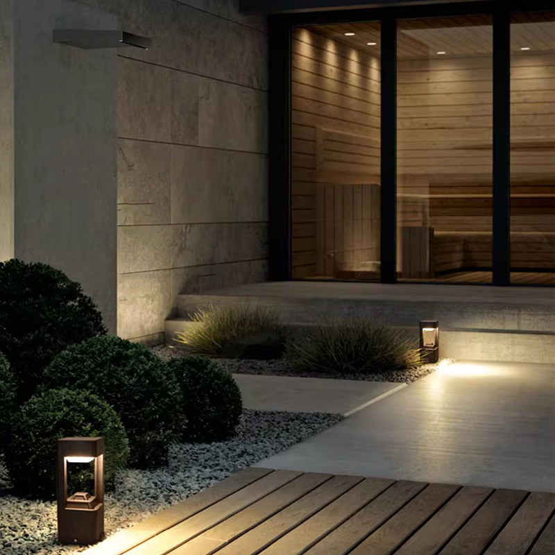 مصباح أرضي مضيء للساحات يعمل ب - مراجعة Outdoor Lighting Garden وسعره