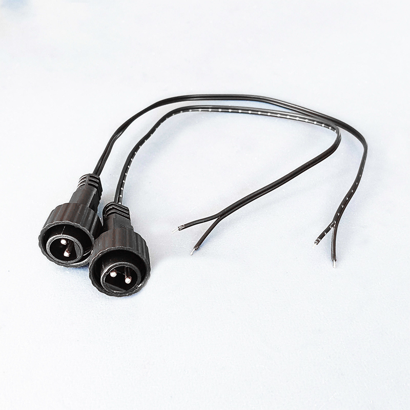 موصل LED ثنائي السن مع سلك توص - مراجعة Outdoor Lighting Wire Connectors وسعره