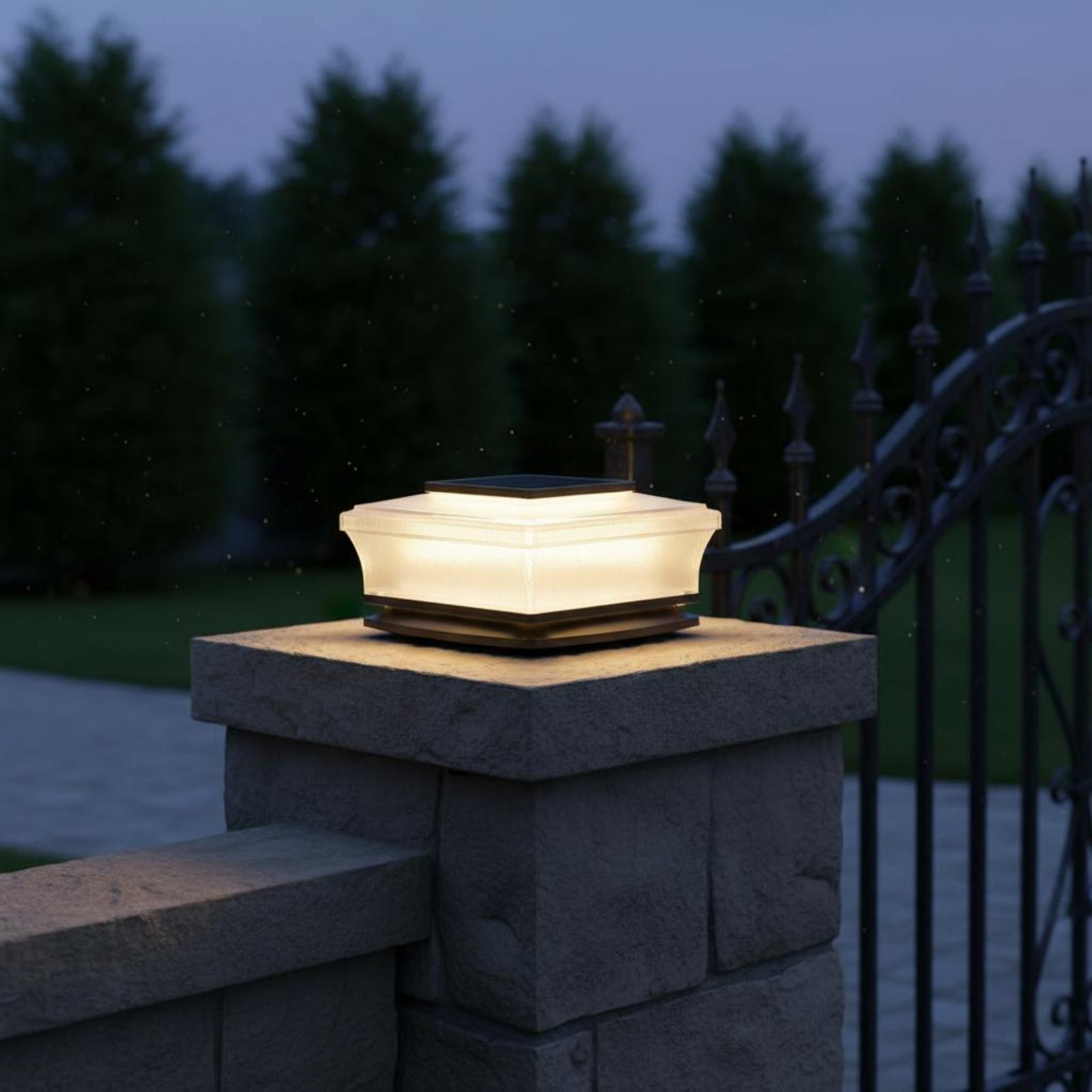 إضاءة عمودية شمسية لاسلكية مرب - مراجعة Outdoor Lighting Solar وسعره
